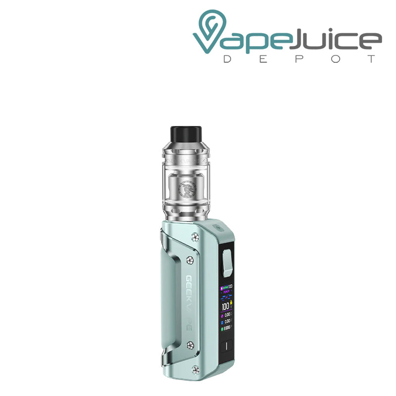 Green GeekVape Aegis Solo 3 Kit with Firing button - Vape Juice Depot