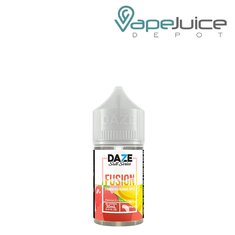 A 30ml bottle of Strawberry Banana Apple 7 Daze Fusion Salt - Vape Juice Depot